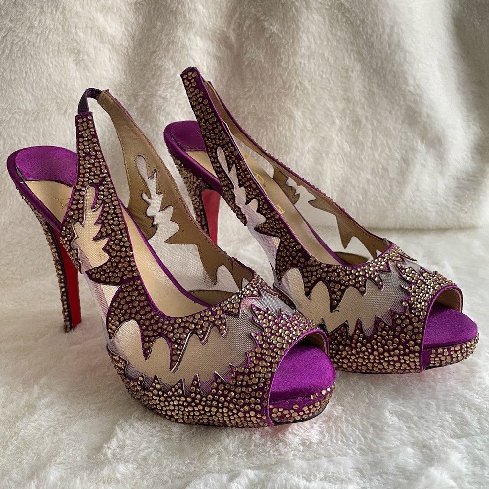 Christian Louboutin, size 39, fuchsia with small gold jewel embellishment